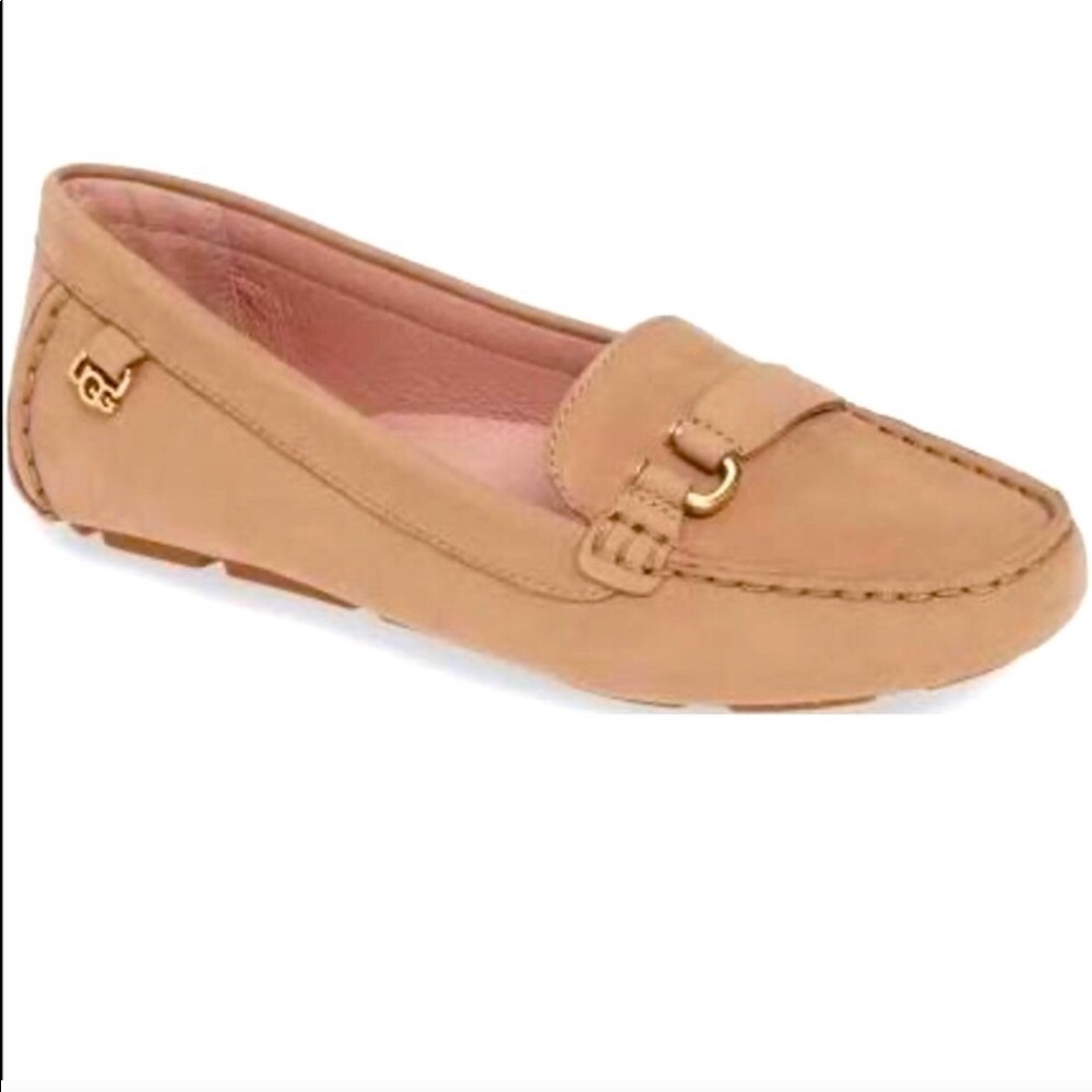 Ugg tan loafer women’s size 9